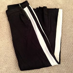 Athleta Interstellar Color block pants